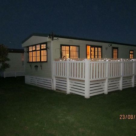 33 Beach Retreat Lodge Pevensey Bay Holiday Park エクステリア 写真