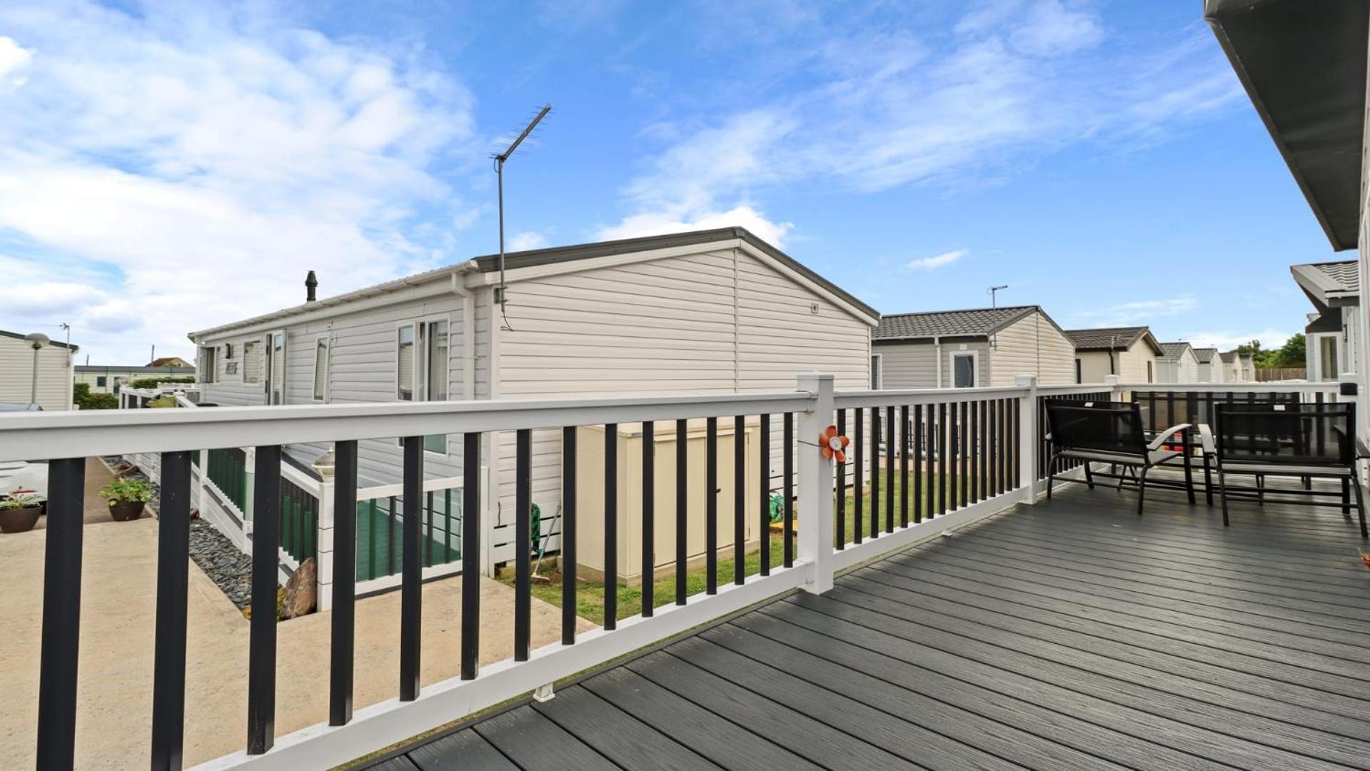 33 Beach Retreat Lodge Pevensey Bay Holiday Park エクステリア 写真