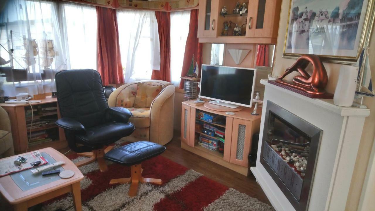 33 Beach Retreat Lodge Pevensey Bay Holiday Park エクステリア 写真