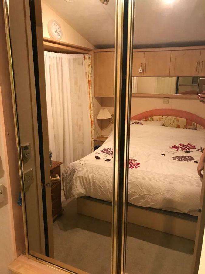 33 Beach Retreat Lodge Pevensey Bay Holiday Park エクステリア 写真